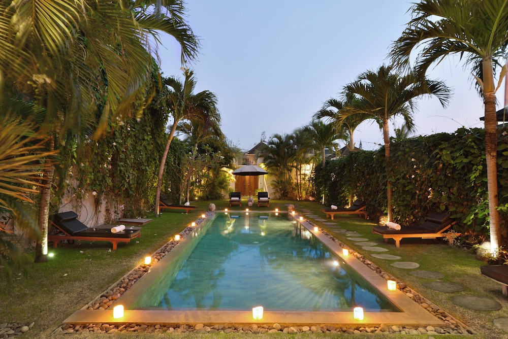 Chocolat Villas Seminyak 23/37