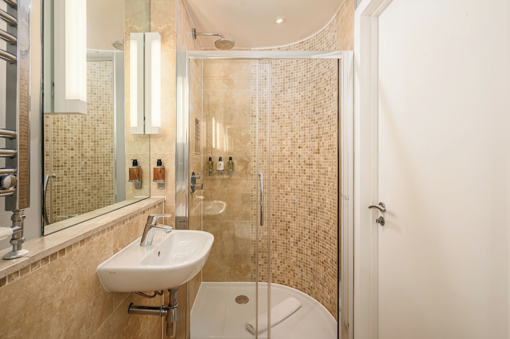Destiny Scotland - St. Andrew Square Apartments 42/50
