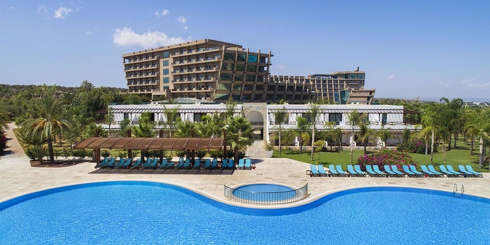 Noah's Ark Deluxe Hotel and SPA 3/50