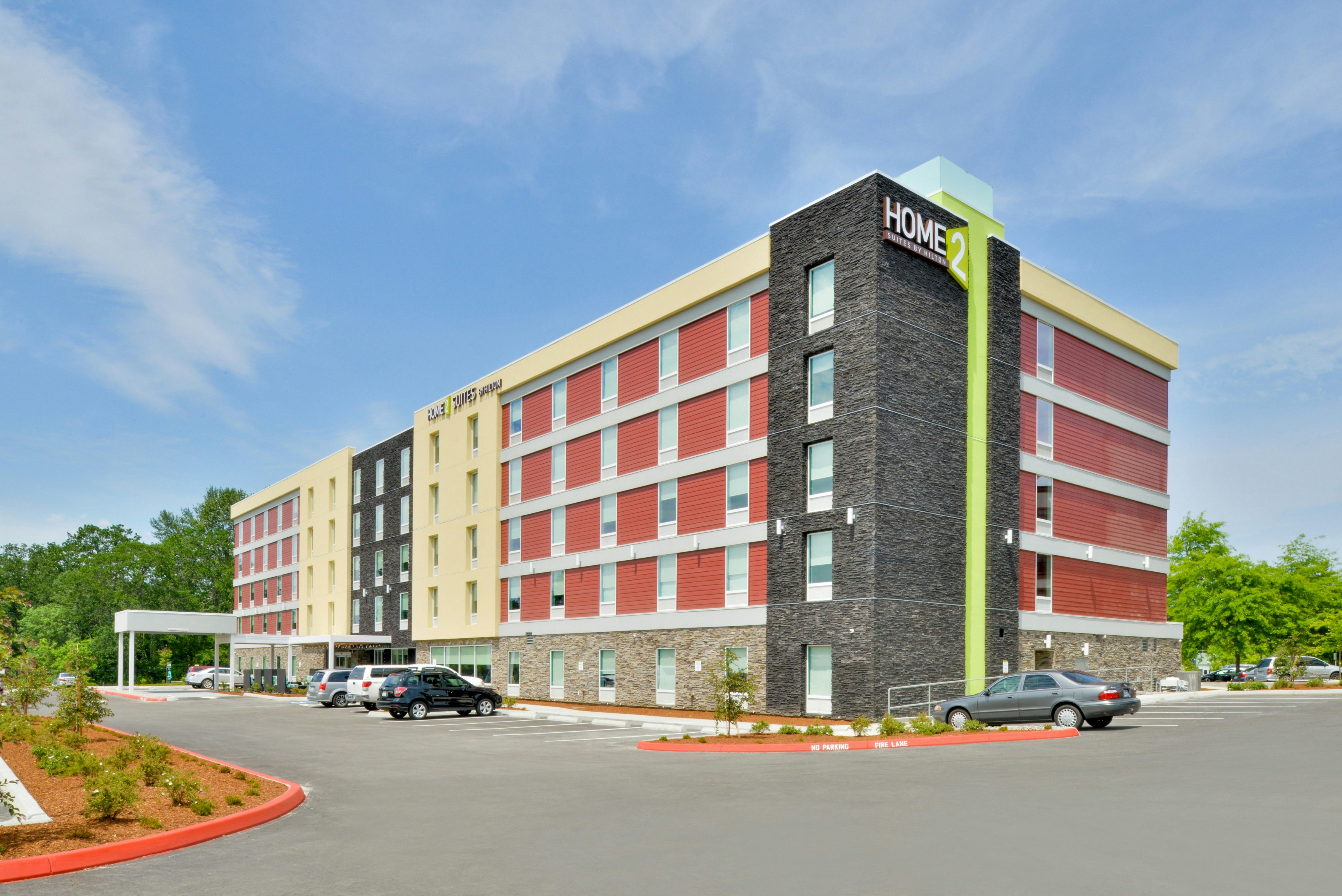 Home2 Suites by Hilton DuPont 2/15