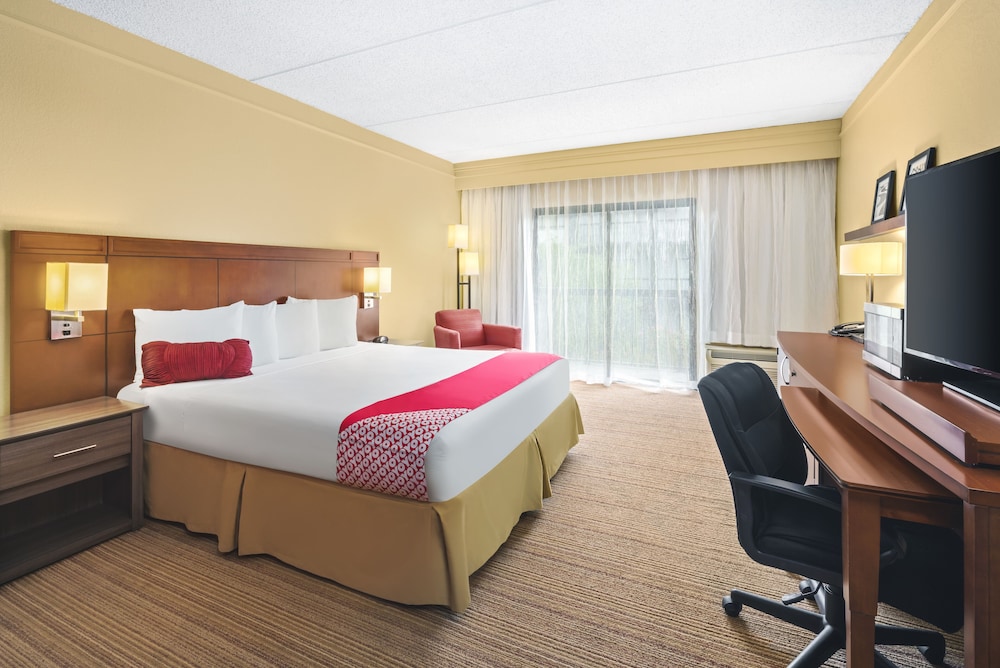 Super 8 by Wyndham Dallas Love Field Airport 16/60