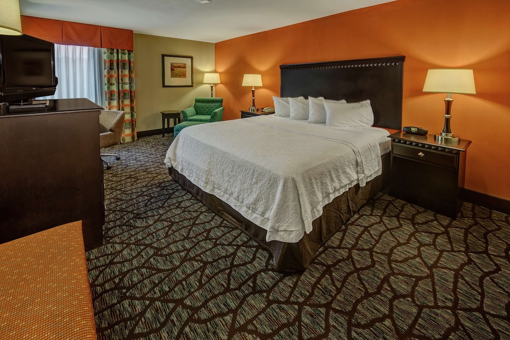 Hampton Inn Asheville Tunnel Road 17/63