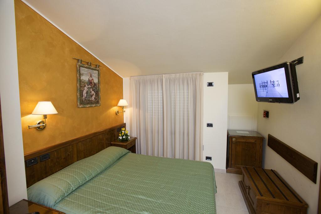 CAMPIGLIONE 6/41