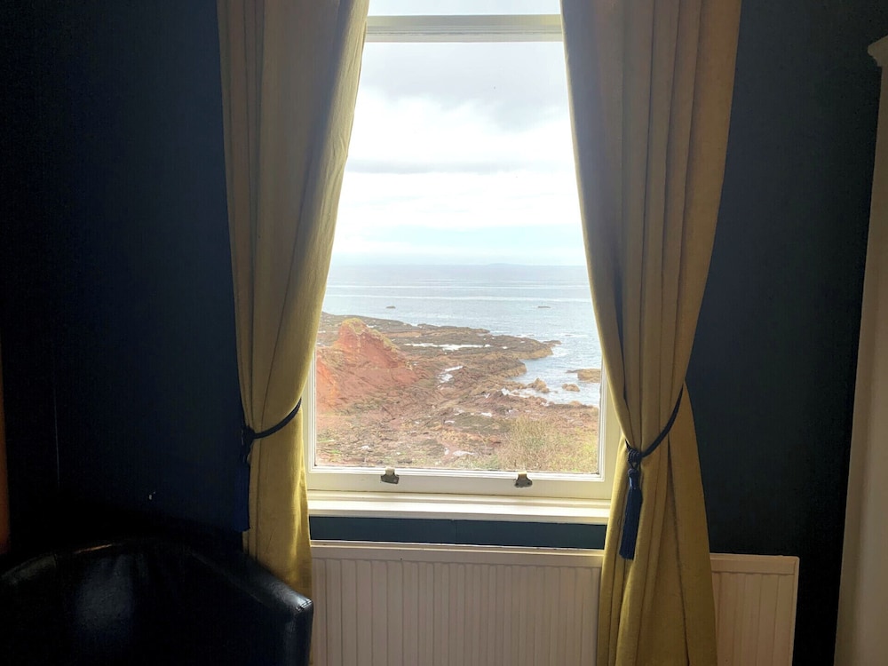 Bayswell Hotel And Restaurant 47/50