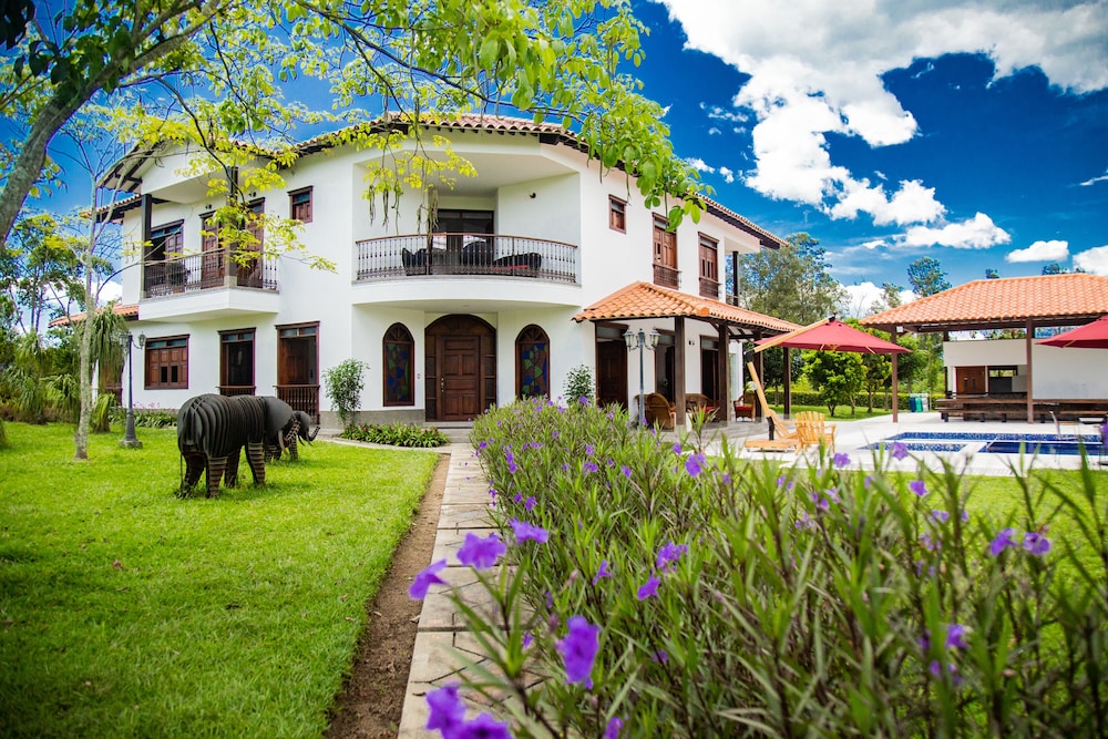 La Herencia Hotel 41/55