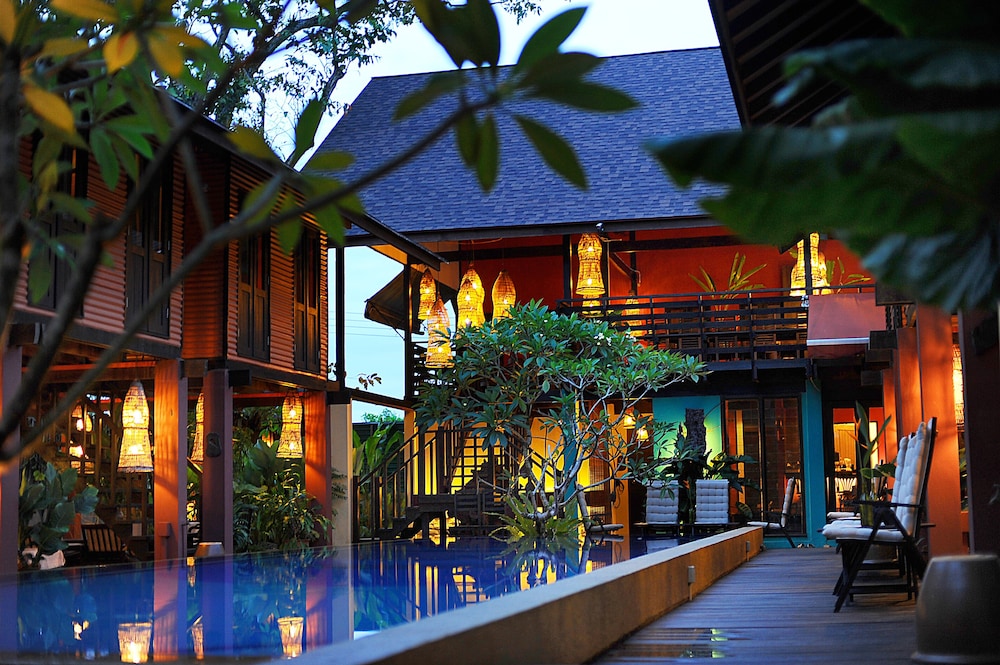 The Village House 3/61
