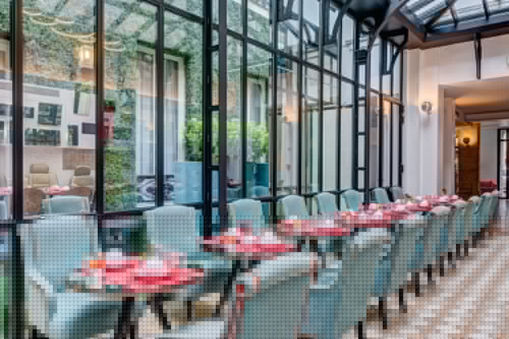 Joyce Hotel Astotel 22/34