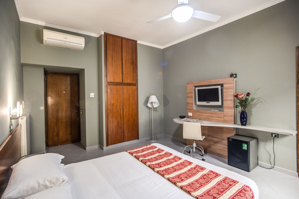 Hotel Marisa 48/114