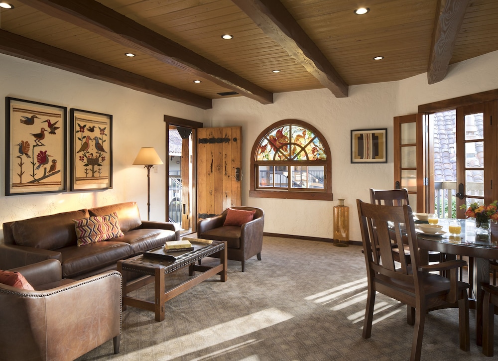Rancho Caymus Inn 30/56