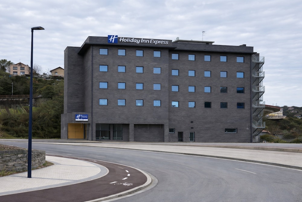 Holiday Inn Express San Sebastian Errenteria By Ihg 6/47
