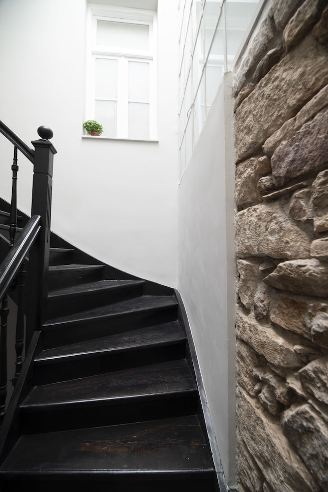 Plaka Arch Suites 21/41