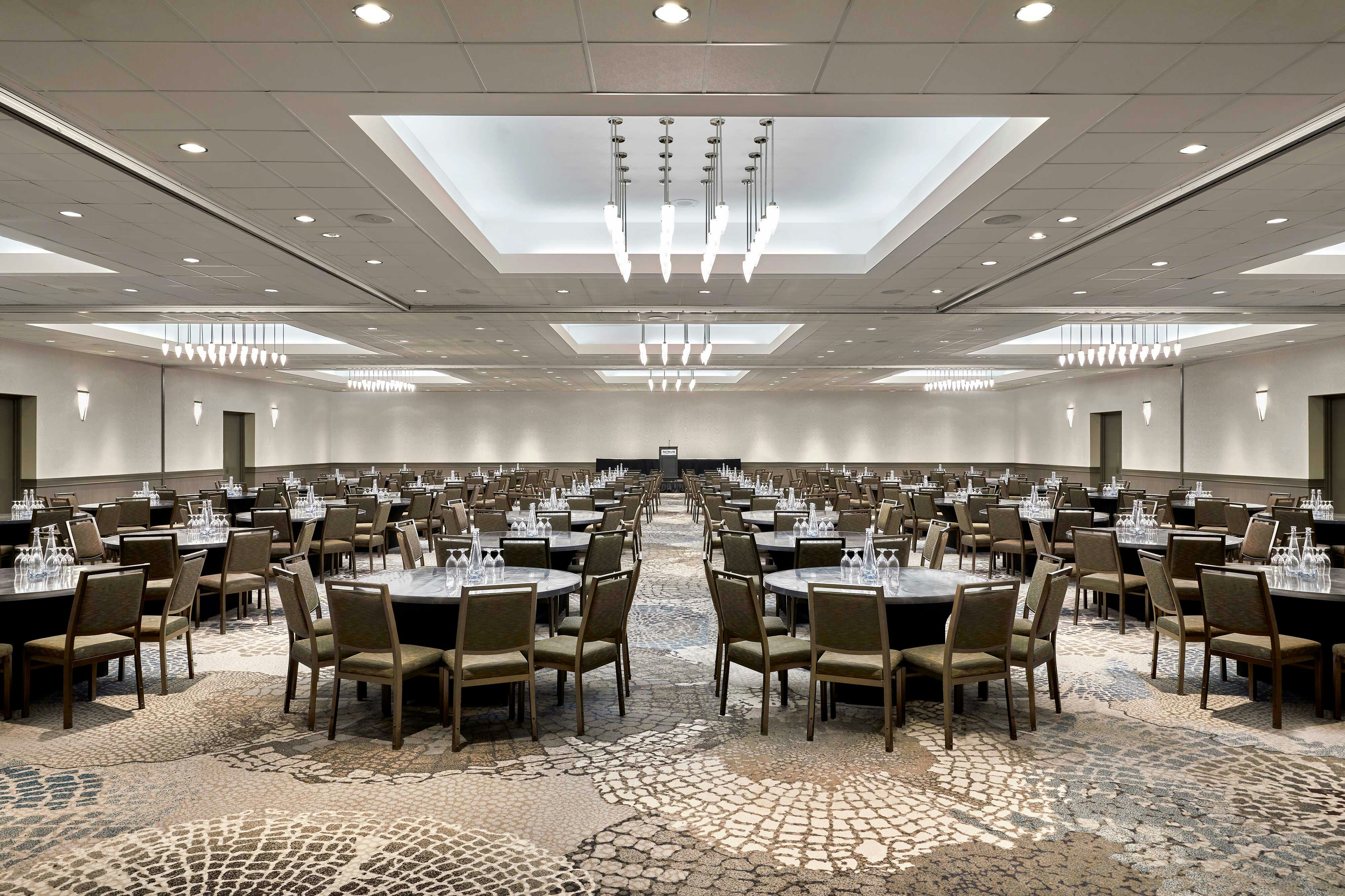 Westin Edmonton 36/40