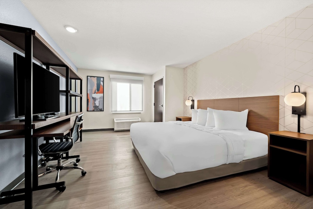 Everhome Suites Huntsville - Research Park 16/60
