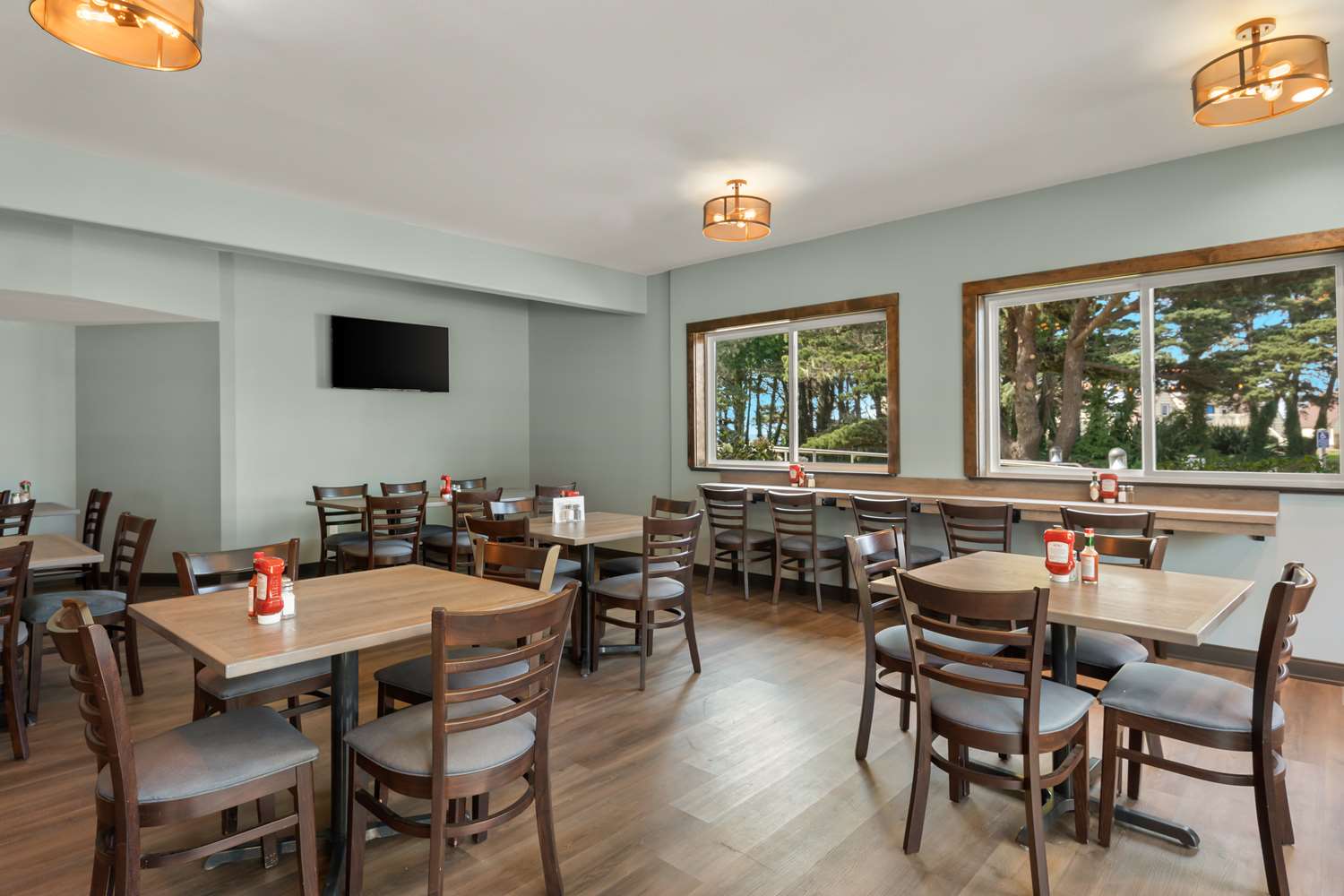 Best Western Inn At Face Rock 37/44