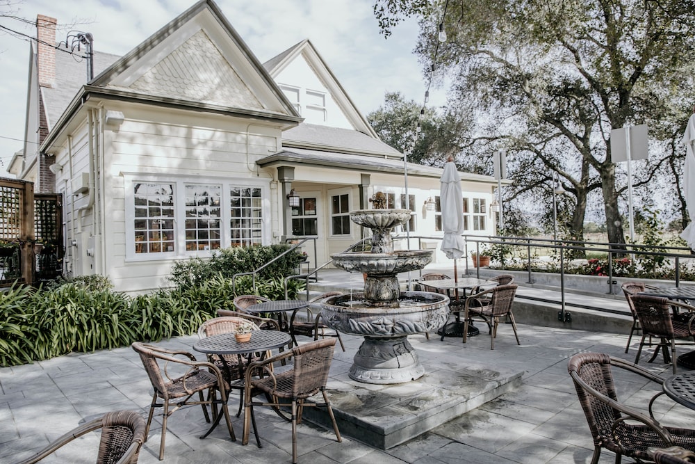 Geyserville Inn 51/70