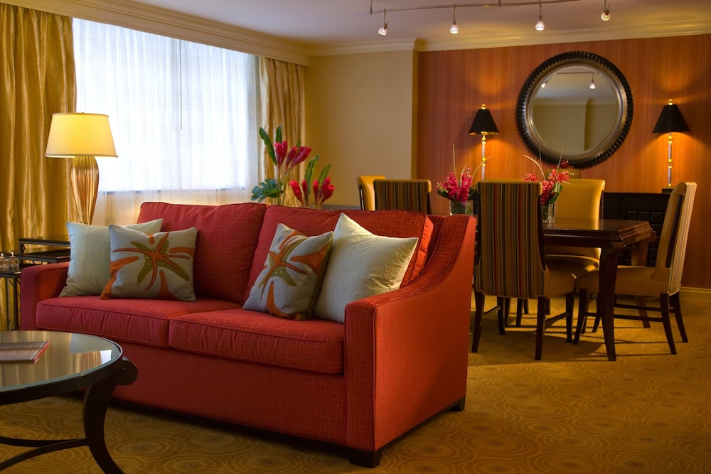 Marriott Inner Harbor 27/56
