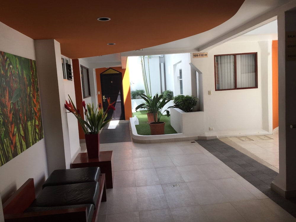 Hotel Suites Cristina 16/69
