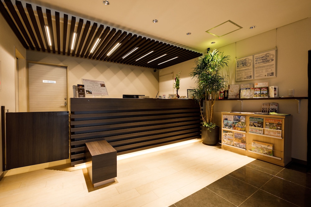 Kanazawa Ekimae Hotel 4/50