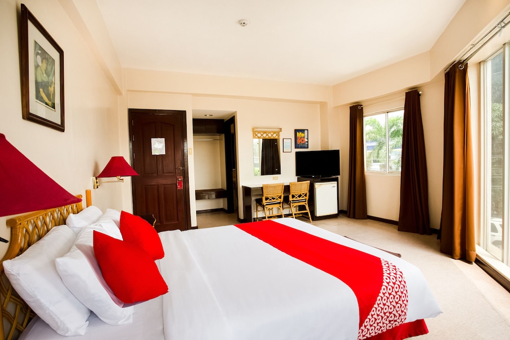 Humberto's Hotel 37/53