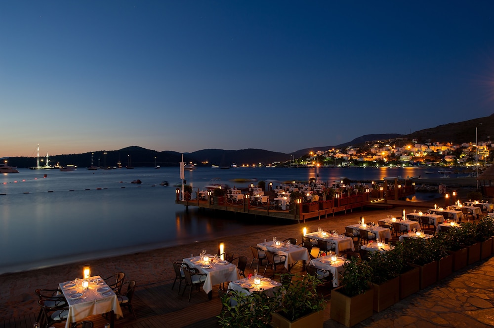 Divan Bodrum 9/58