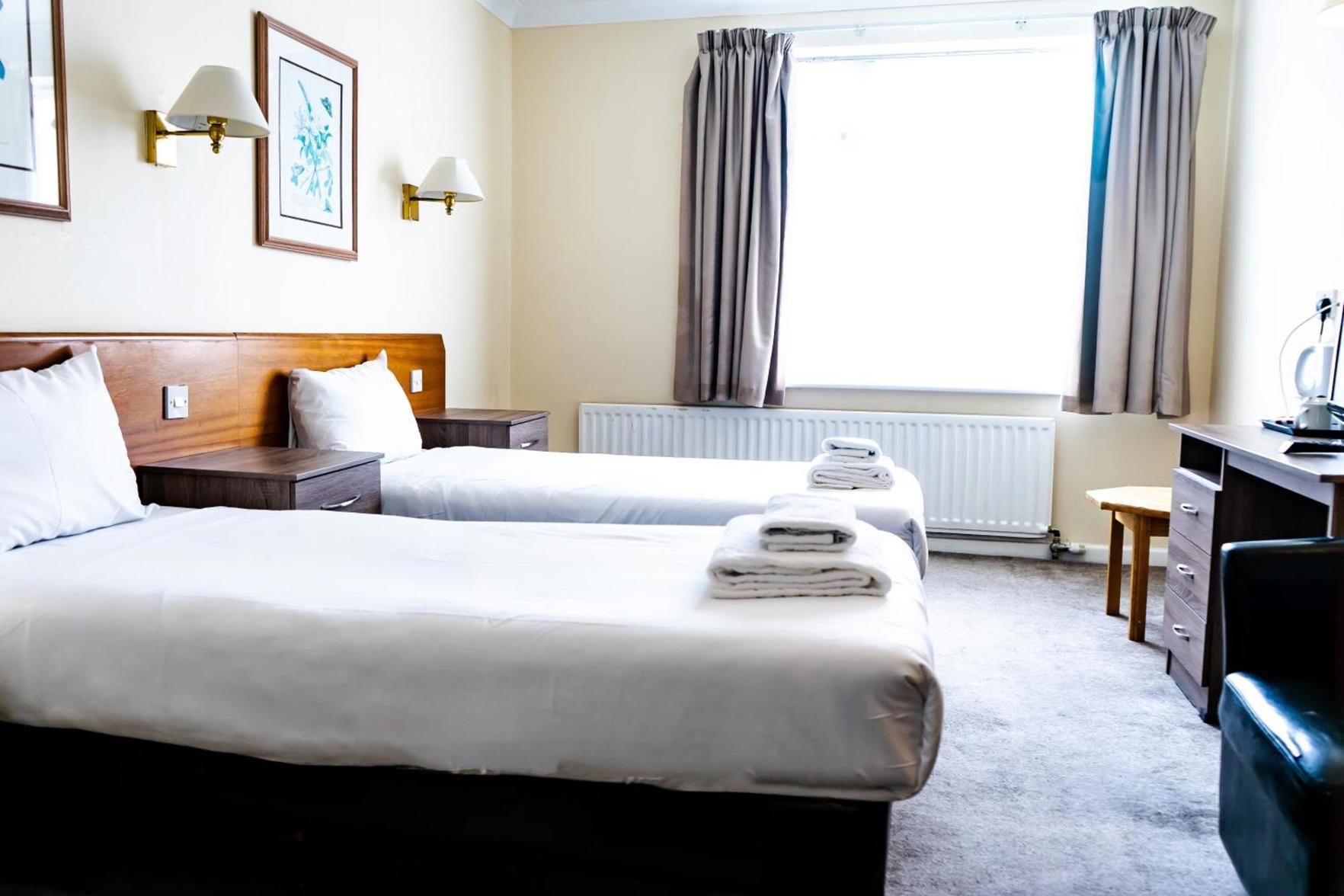 Room, Double or Twin Bed