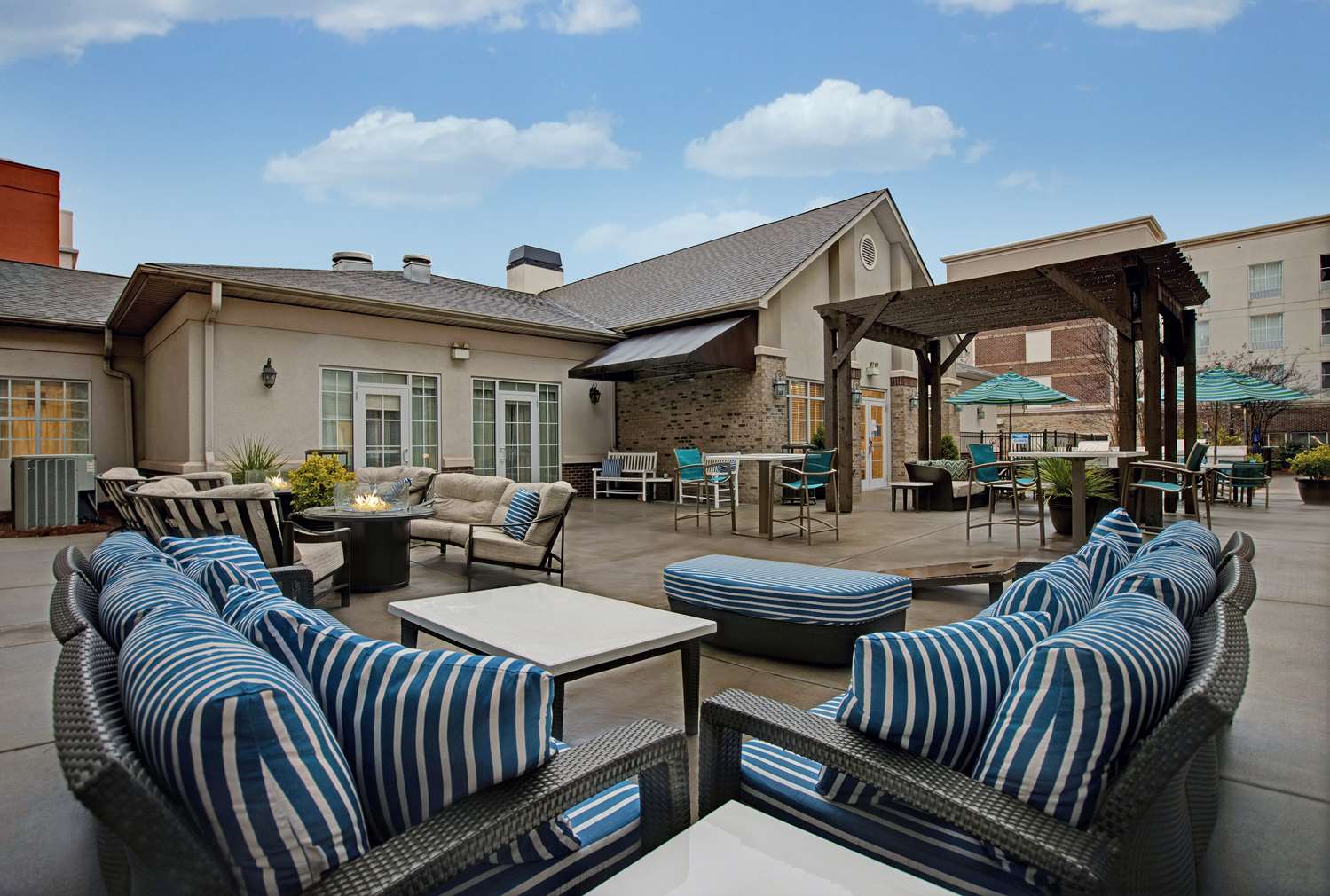 Homewood Suites By Hilton Charlotte Ayrsley Nc 14/24