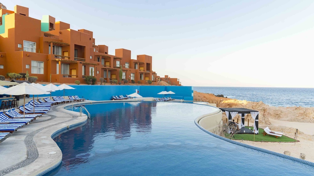 Club Regina Los Cabos Ex Raintree Club Regina Los Cabos 8/83