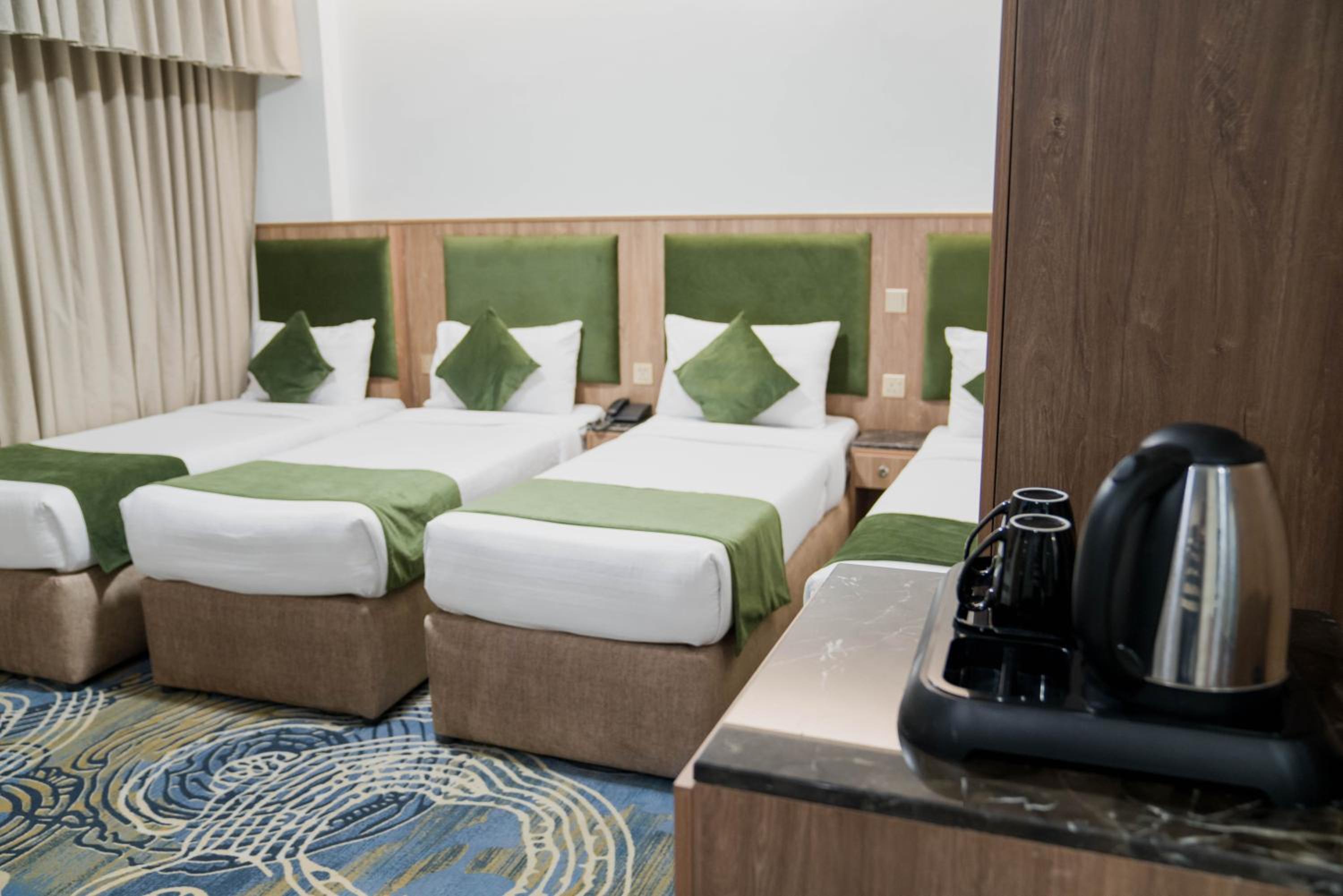 حياة بلازة(Hayat Plaza Hotel) 25/55