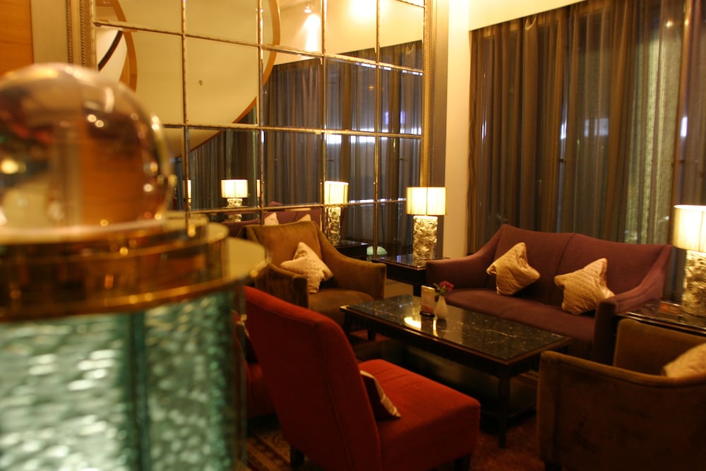 Grand Forward Hotel 20/36
