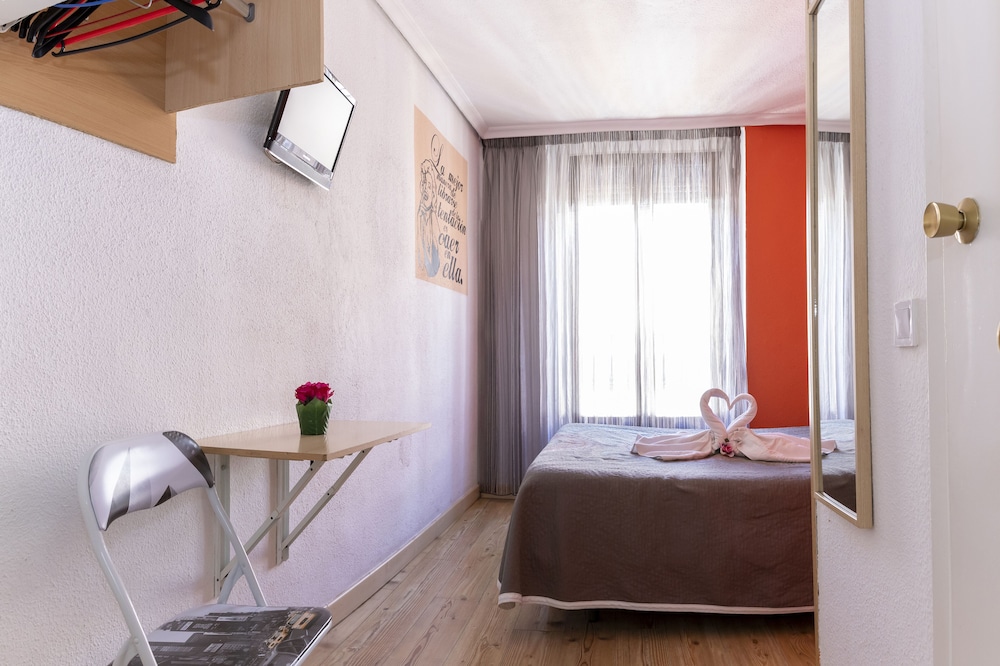 Hostal Rober 33/59