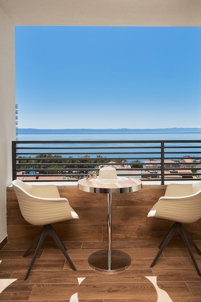 Hotel Ani - Adults Only 61/62