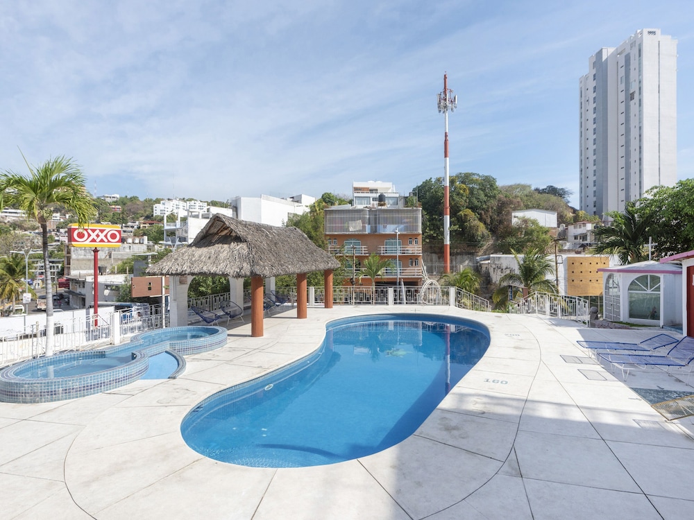 Capital O Hotel El Mejicano Acapulco 34/40