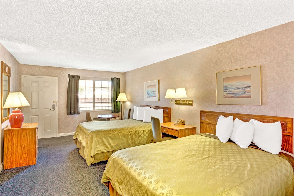 Days Inn By Wyndham Carson City 6/18