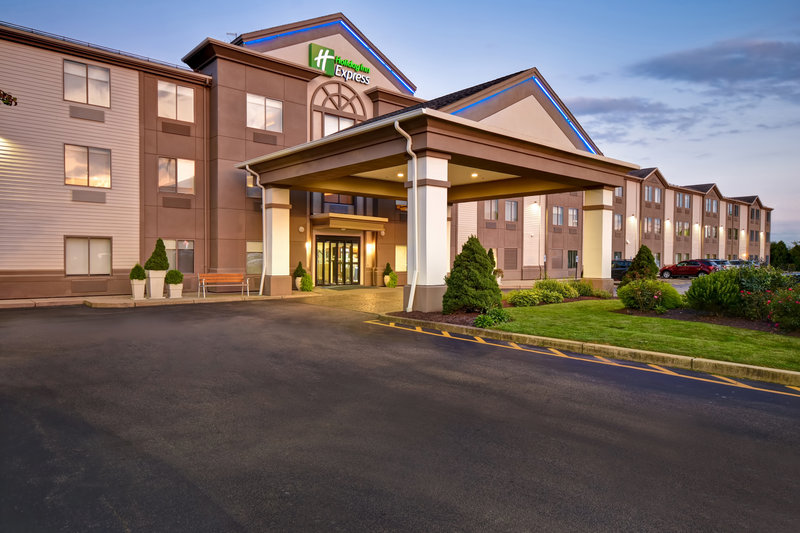 Holiday Inn Express Newport North - Middletown 3/49