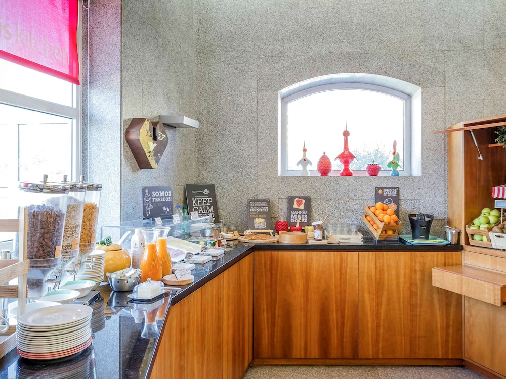 Ibis Guimaraes 57/73
