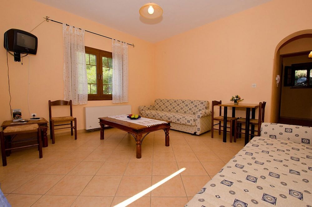 Delphi Resort 36/66