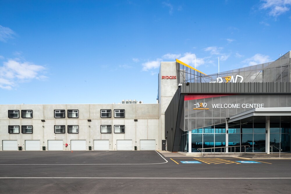 Rydges Pit Lane Hotel in TAILEM BEND