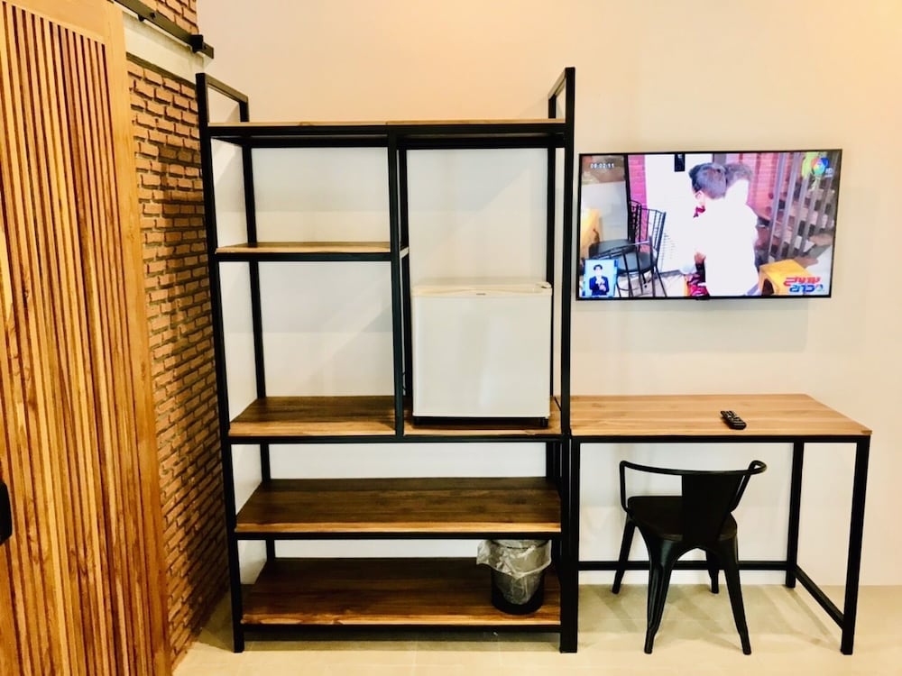 Loft 202 Hotel 6/29