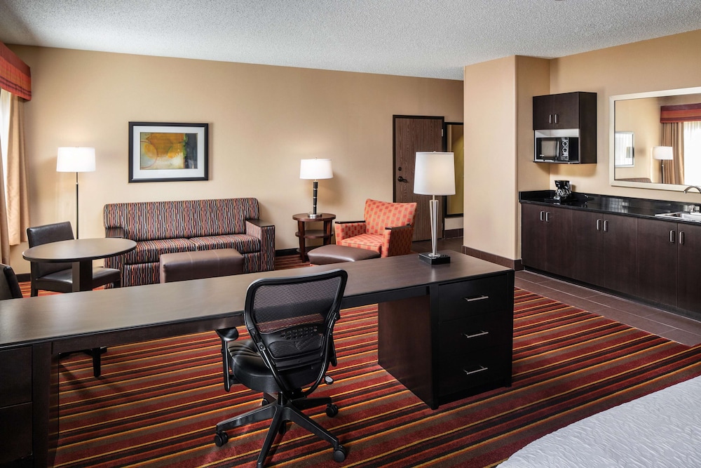 Hampton Inn Loveland 38/41