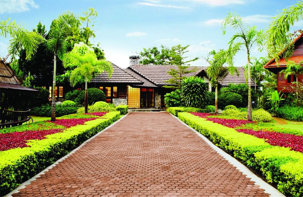 Fuengfah Riverside Garden Resort Chiang Mai 42/48