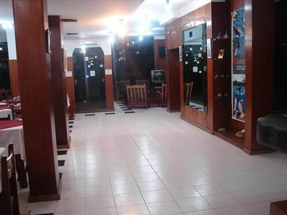 Cheltum Hotel 27/32