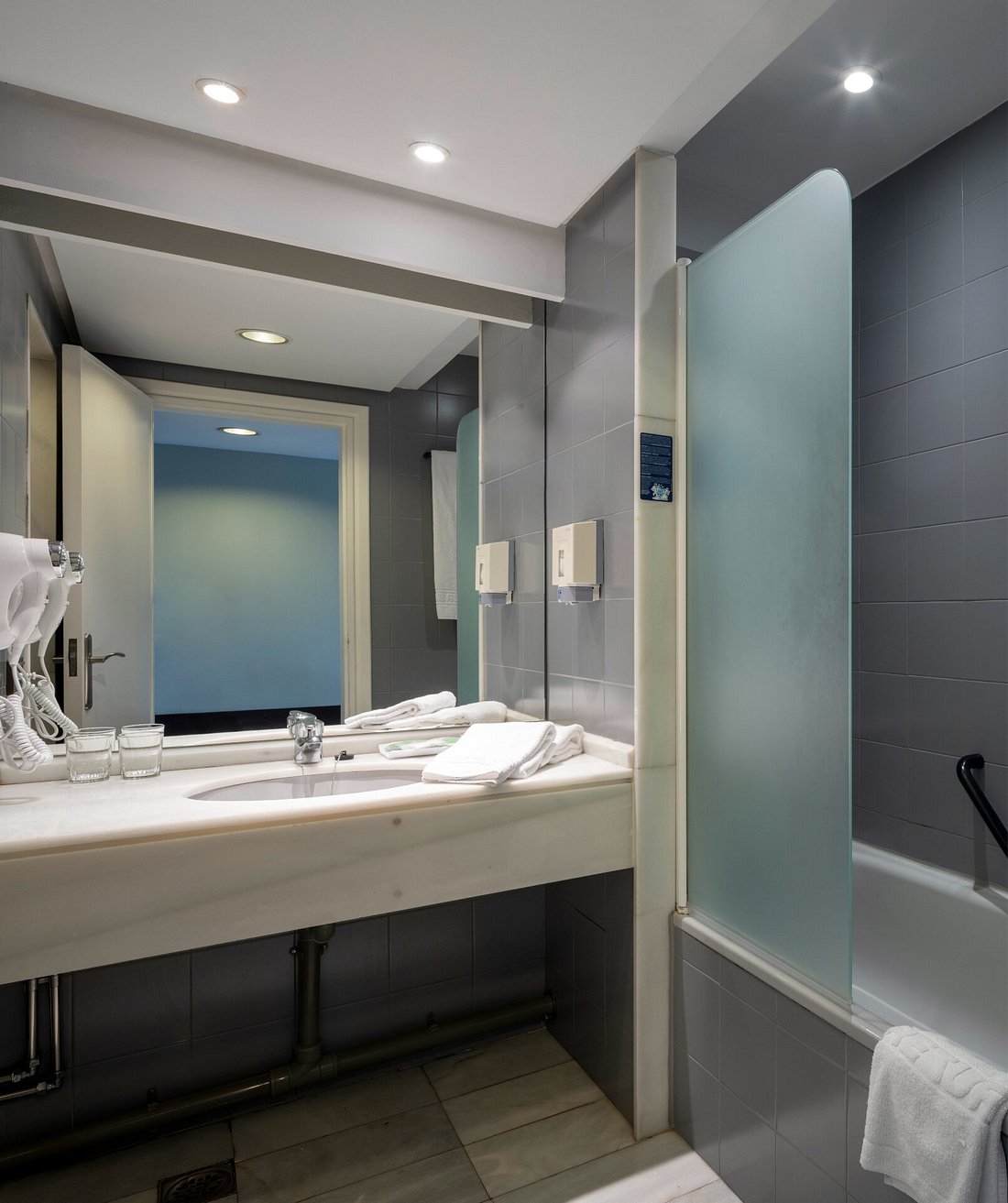 غرفة مفردة بسرير مزدوج، Ciudad de Logrono Hotel 2/2