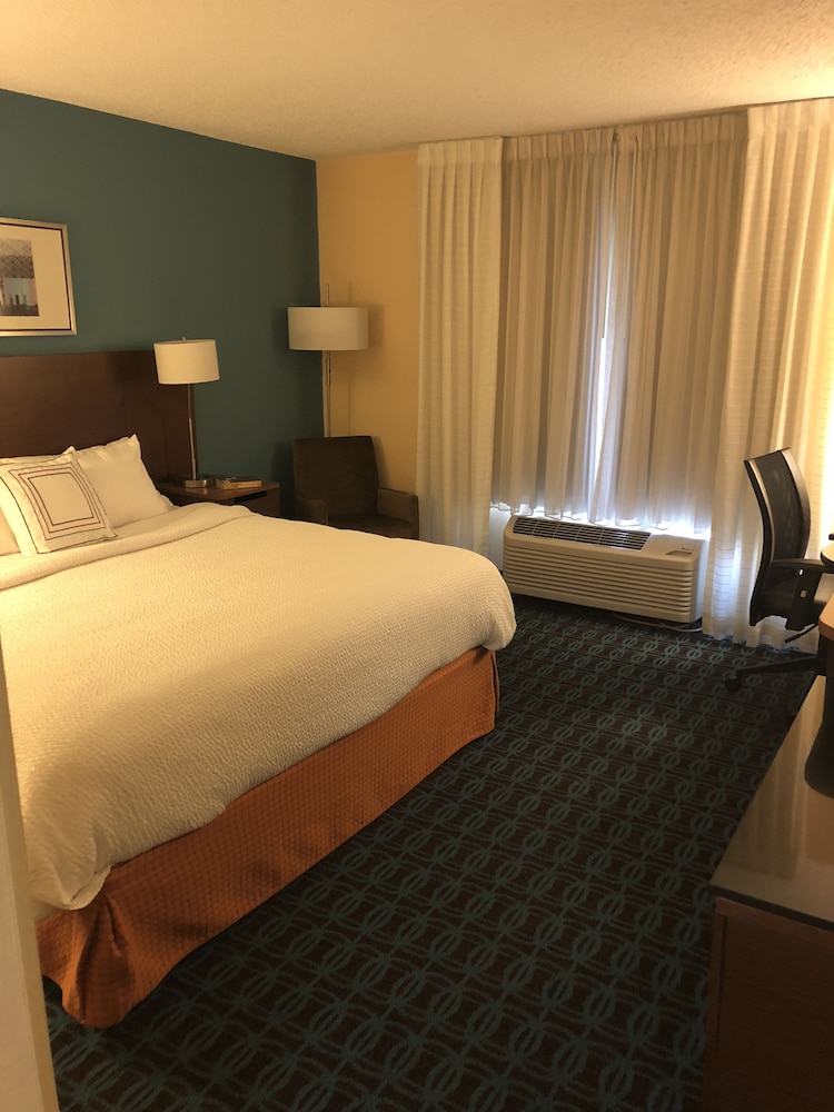 Fairfield Inn Kalamazoo West 11/32