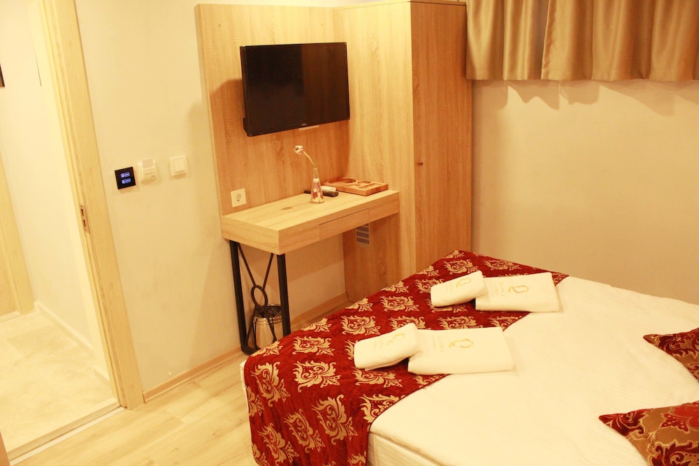The Laila Hotel 41/54