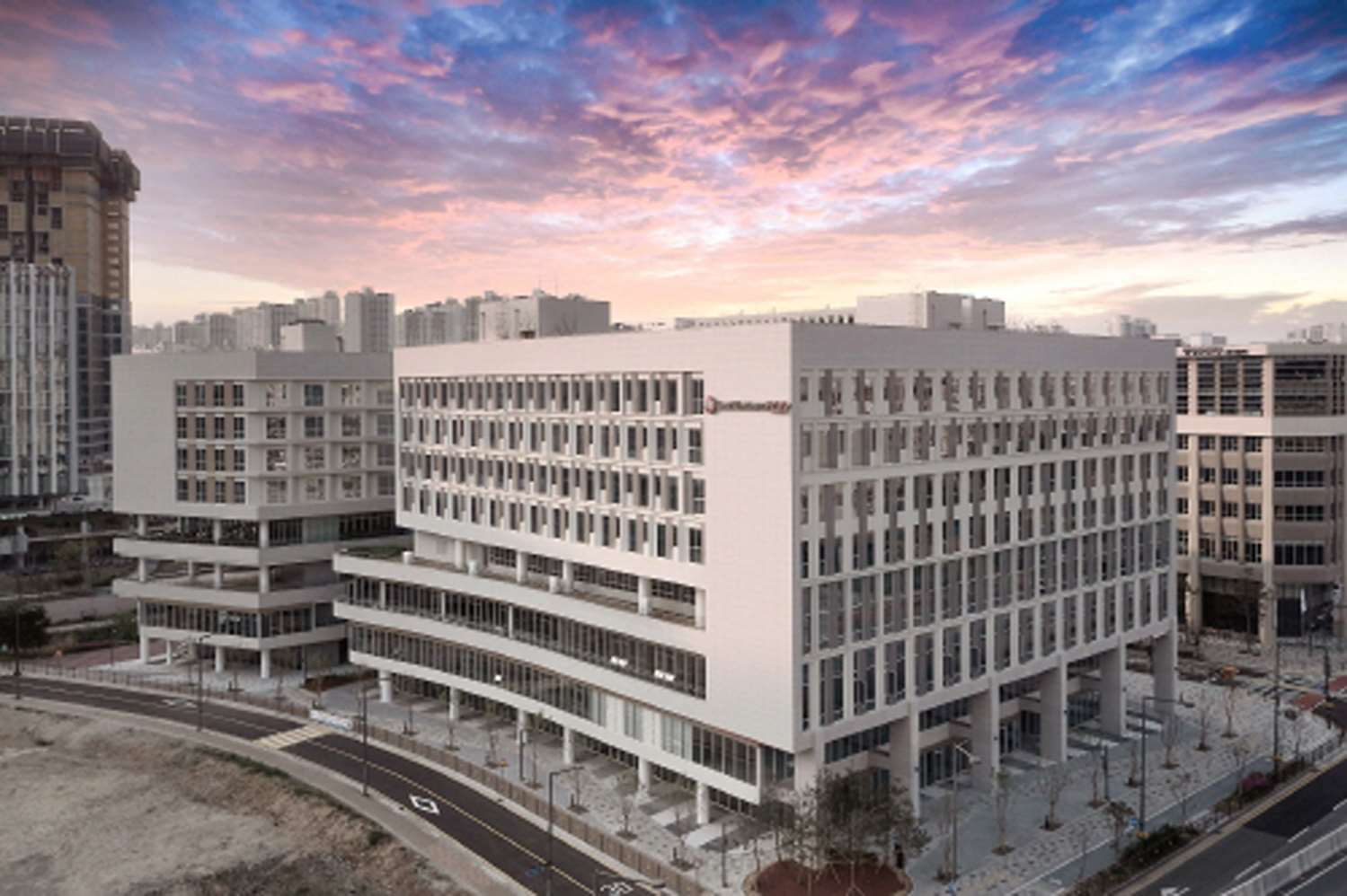 Best Western Plus Hotel Sejong 1/13