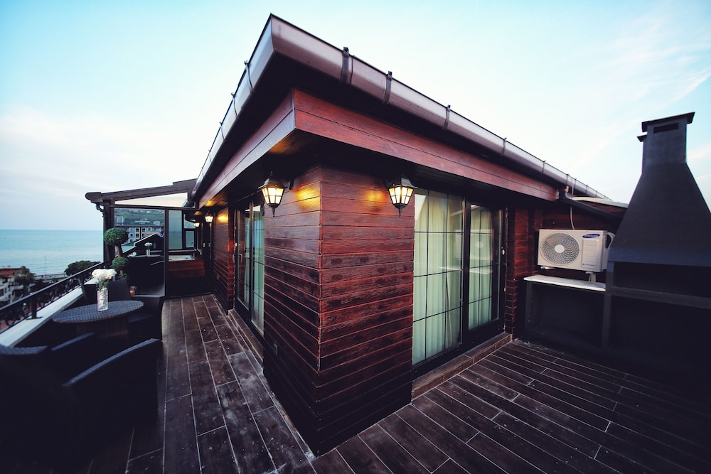 My Suit Residence 3/50