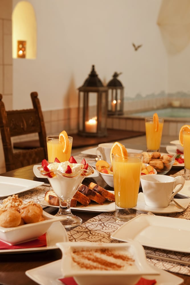 Galaxy Suites Villas 46/68