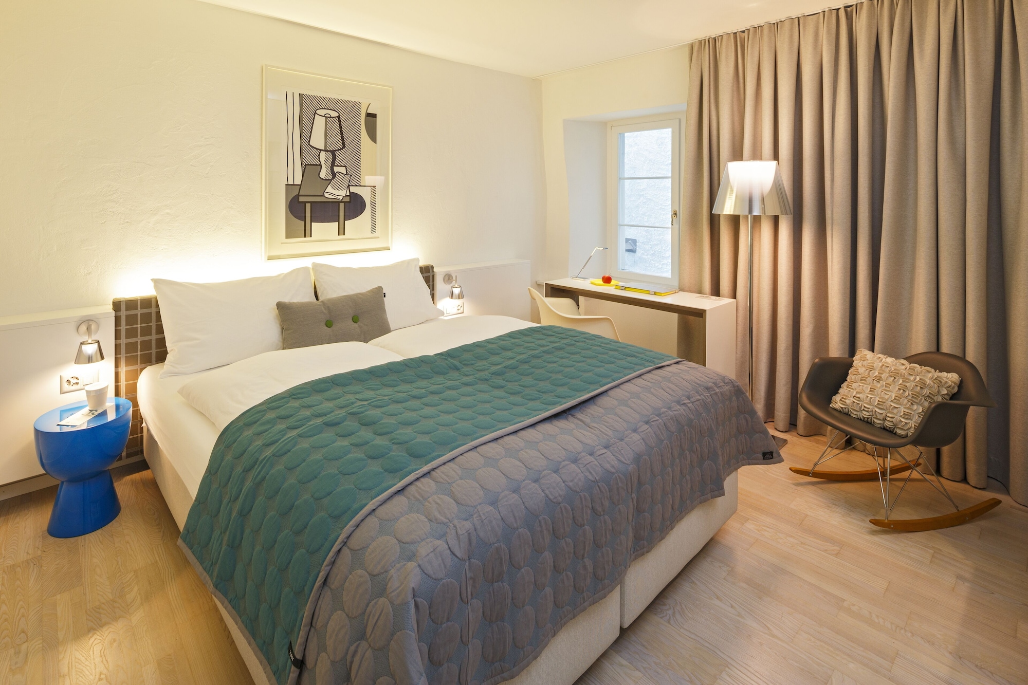 STANDARD, DOUBLE OR TWIN BED