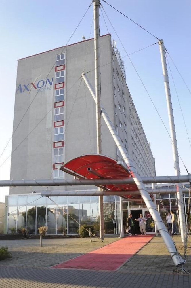 AXXON Hotel 38/41