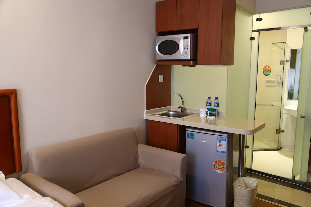 Greentree Inn Beijing Guangmingqiao Express Apartment Hotel 23/23